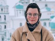 Молодую жену Петросяна сравнили с героиней фильма «Служебный роман»