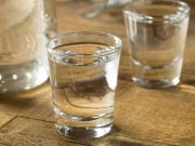 Особенно опасен для мужчин: назван напиток, вызывающий рак кишечника