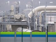 Политолог Межуев объяснил отказ США от энергетических санкций против России