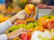 Ученые рассказали о защищающей от деменции диете