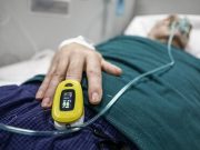 Врач назвал пять причин одышки после COVID-19