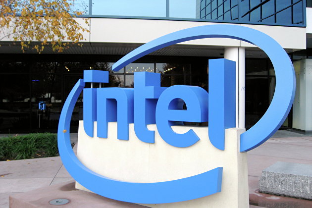 Эксперт рассказал о прекращении работы центров разработки Intel в России
