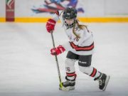 Хоккей для детей: чем полезны занятия?