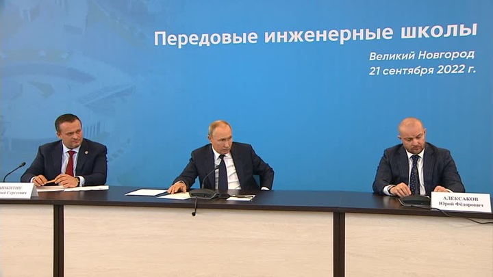 Путин: мы понимаем отложенный эффект санкций, но в целом все нормально
