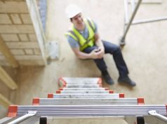 Как выбрать лестницу для строительных работ