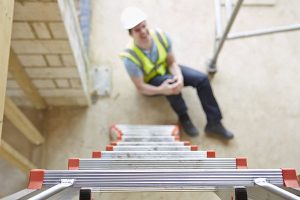 Как выбрать лестницу для строительных работ