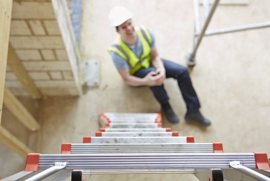 Как выбрать лестницу для строительных работ