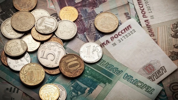 В Москве увеличат размер соцвыплат