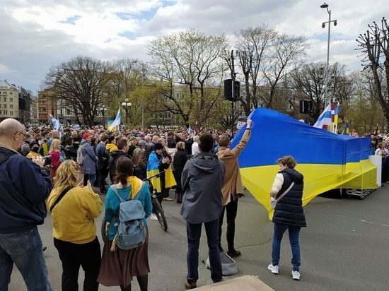 В Нидерландах беженцев из других стран дискриминировали ради украинцев