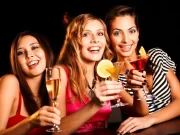 Веселимся с подругами: какие коктейли приготовить?