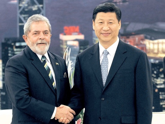 Лидеры КНР и Бразилии назвали единственный выход из кризиса на Украине