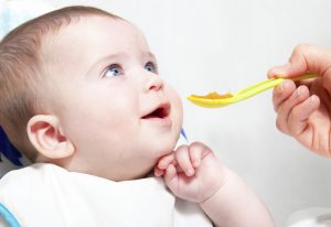 Прикорм малышей: правильное питание для ребенка