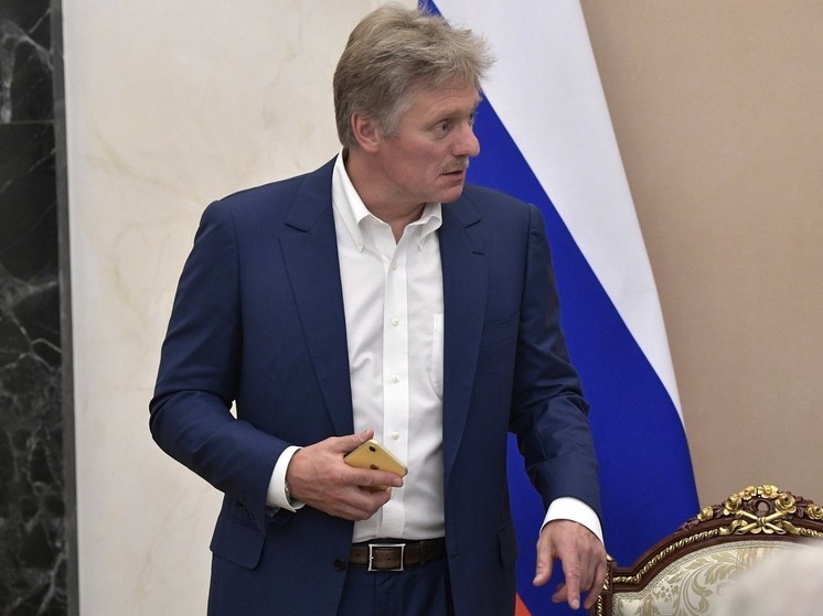 Песков объяснил, почему Турция отдала Украине командиров "Азова"