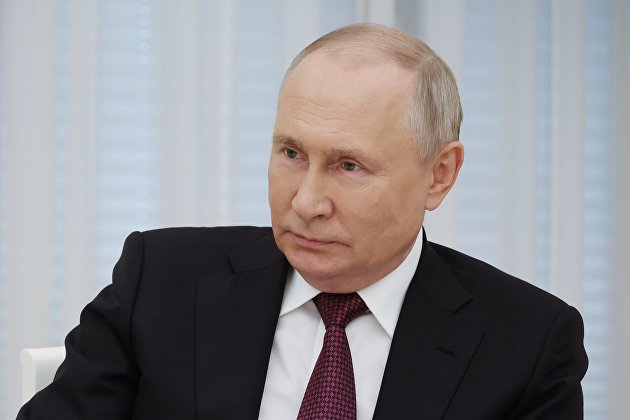 Путин поручил обеспечить поддержку центрам в сфере ИИ
