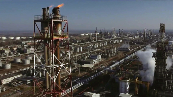 Новак: мощности нефтепортов в России к 2026 году вырастут на 32 млн тонн