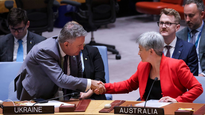 Австралия ввела санкции против 55 российских граждан и 37 организаций