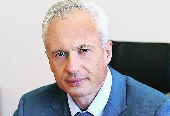 Лидеры модернизации нефтехимической отрасли России