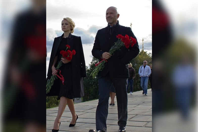 Бондарчука подозревают в новом романе с актрисой Яниной Студилиной