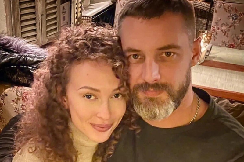 Популярный актер Антон Батырев снова потерпел фиаско в личной жизни