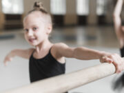 Гимнастика для детей: особенности и секции для малышей от года