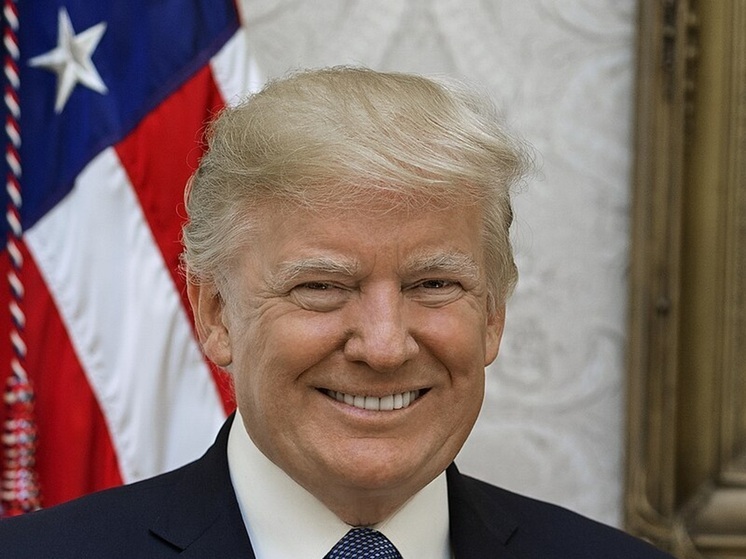 Трамп заявил о планах снизить пошлины для Китая