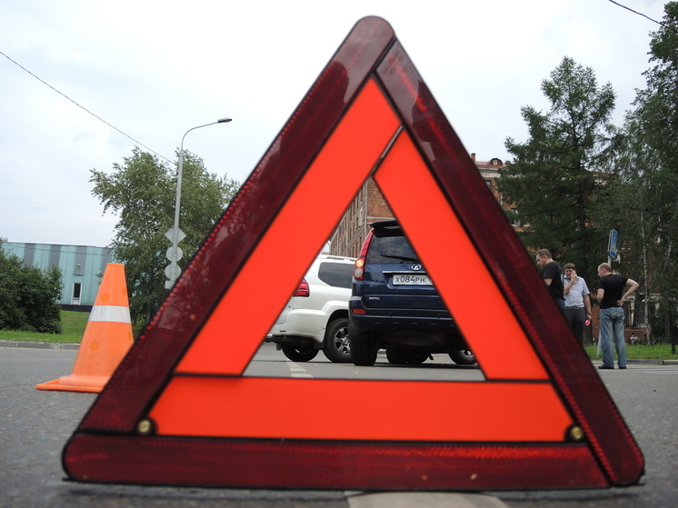 В Турции туристический автобус попал в аварию