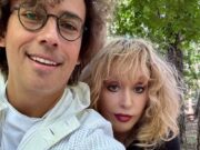 «Аллочка уже моложе Максима»: Галкин поделился редким фото с Пугачёвой на отдыхе в Италии