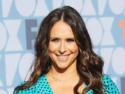 Дженнифер Лав Хьюитт высказалась о ссоре с Сарой Мишель Геллар