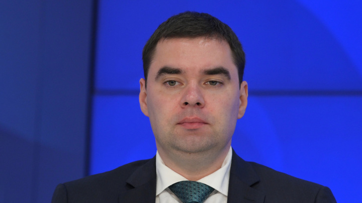 Эксперт Селезнев: возрождение рабочих профессий – ключ к развитию экономики - Новости на Вести.ru