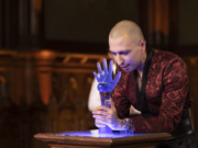 Максим Краснов официально объявил об уходе из «Битвы экстрасенсов»