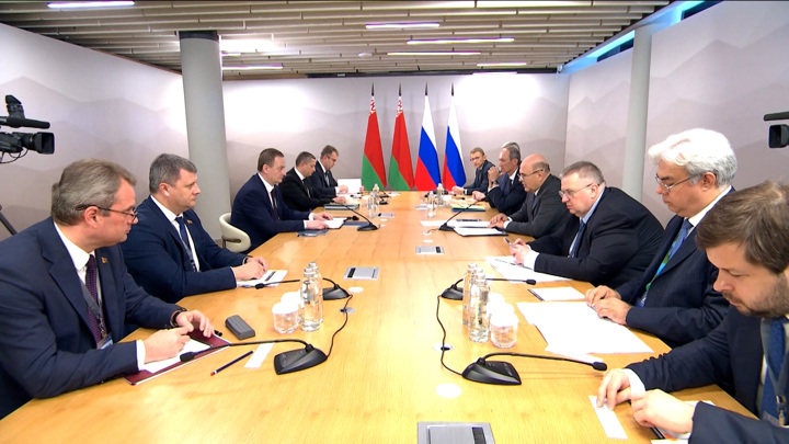 Мишустин: Россия и Белоруссия проводят 90% расчетов в нацвалютах - Новости на Вести.ru