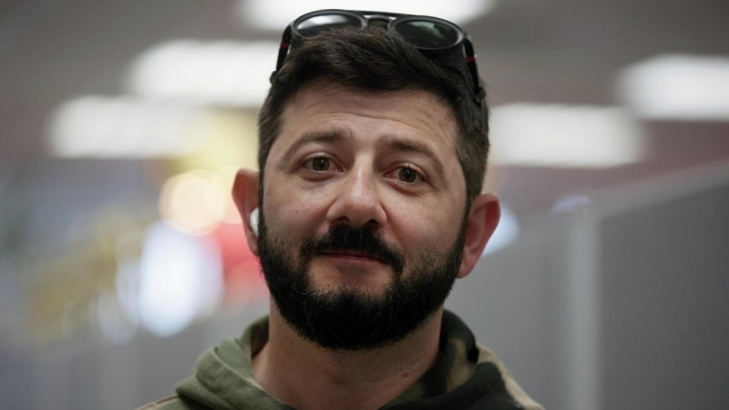 «Ну ягнёночек просто»: Михаил Галустян огорошил поклонников новым имиджем