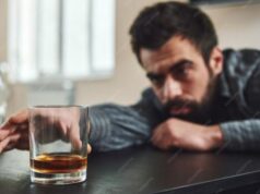 Вывод из запоя на дому: особенности и этапы процедуры