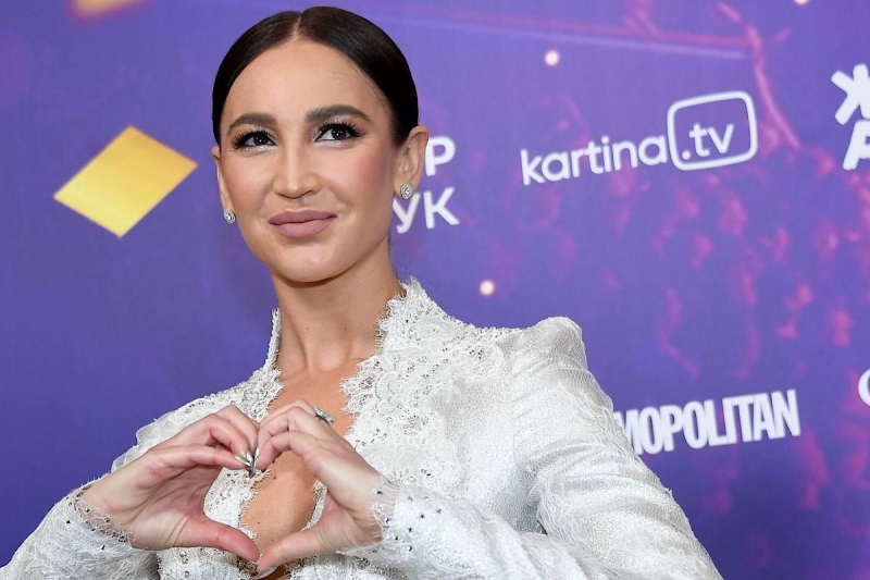 Ольга Бузова поблагодарила моделей, «отшивших» Дмитрия Тарасова