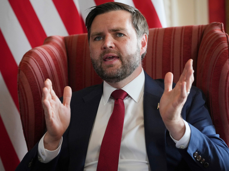 США выходят из войны на Украине: громкое заявление вице-президента Вэнса. Что не так с его словами