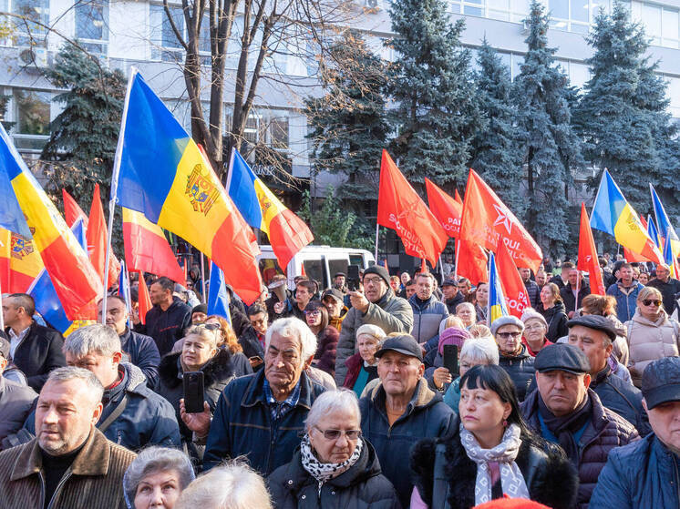 В Молдавии силовики разогнали оппозиционеров, вышедших на протестную демонстрацию