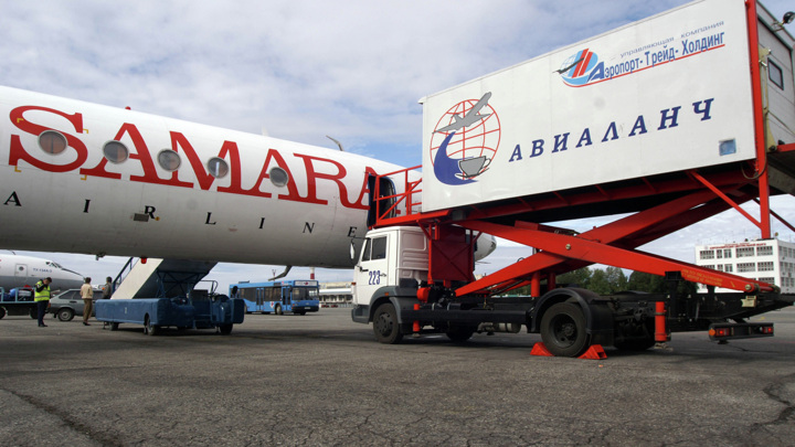 Аэропорт Самары возобновил обслуживание авиарейсов - Новости на Вести.ru