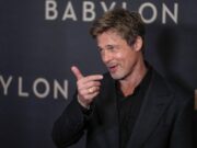 Фанаты заподозрили голливудского звезду Брэда Питта в пристрастии к спиртному