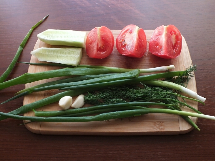 Названы три овоща, которые сильнее лекарств защищают организм от вреда сахара