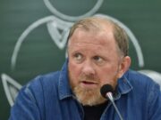 Похудевшего Константина Ивлева заметили на публике впервые после расставания с женой