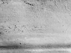 Прочные основания: как выбрать бетон для фундамента дома