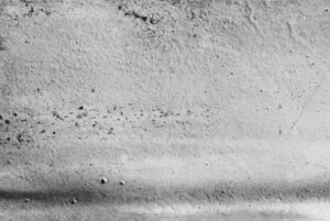 Прочные основания: как выбрать бетон для фундамента дома