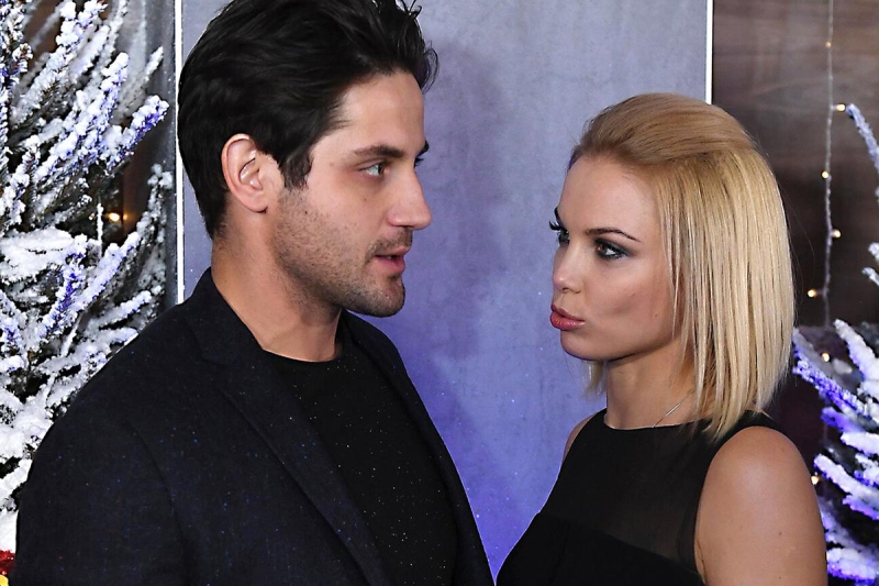 Арнтгольц и Богатырев начали бракоразводный процесс, но не пришли на первое заседание