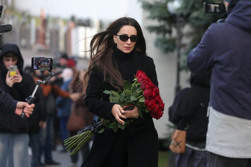 Церемония прощания с Юрием Николаевым: Зара поделилась воспоминаниями о телеведущем