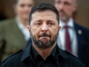 «Как у всех»: Зеленский нашел оправдание украинской коррупции