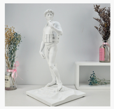 Коллекционные фигурки игровых и комиксных персонажей