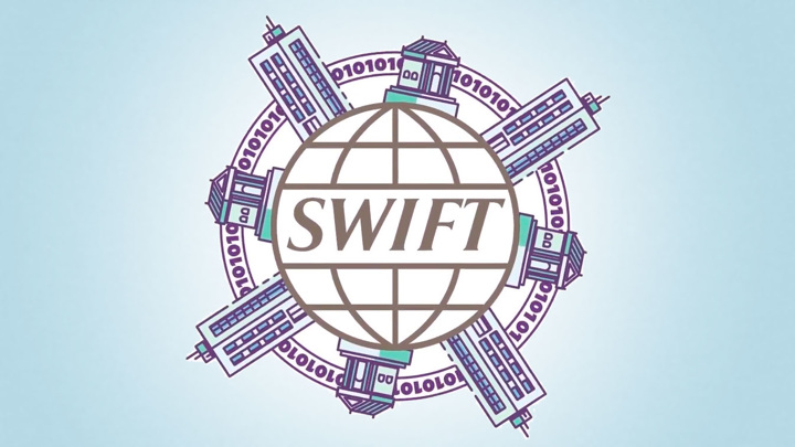 ЕП принял резолюцию по РФ с призывом отключить ее от SWIFT в случае "вторжения на Украину"